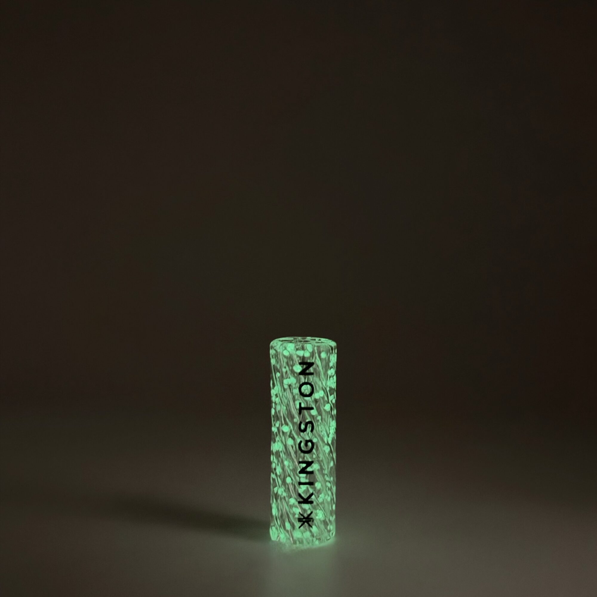 Filtre en verre luminecent